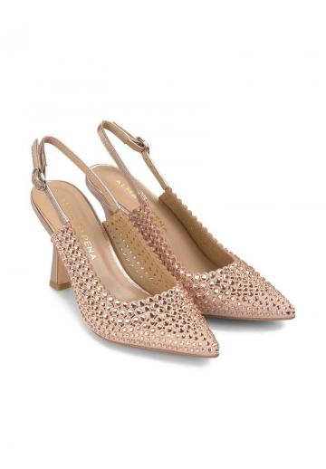 Туфли на высоком каблуке