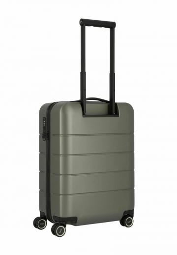 Чемодан на колесах