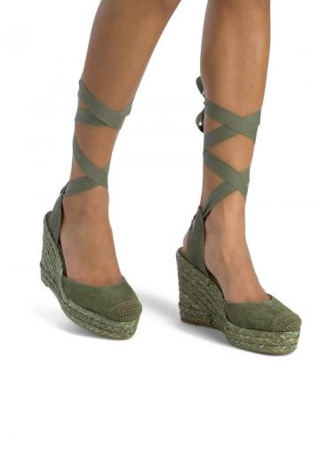 Туфли на танкетке