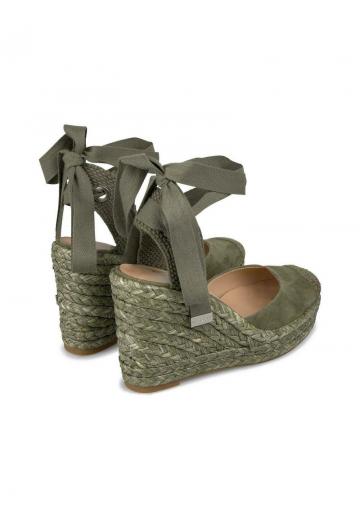 Туфли на танкетке