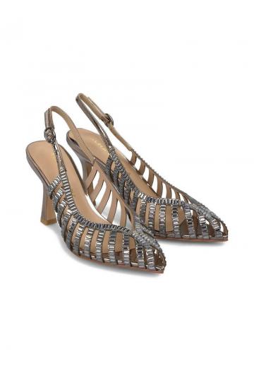 Туфли на высоком каблуке