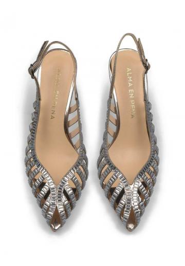 Туфли на высоком каблуке