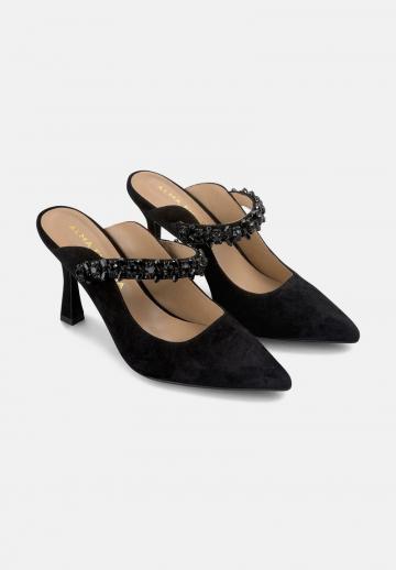 Босоножки на каблуке