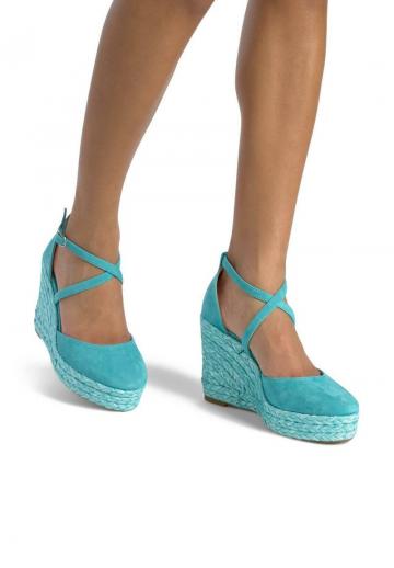 Туфли на высоком каблуке