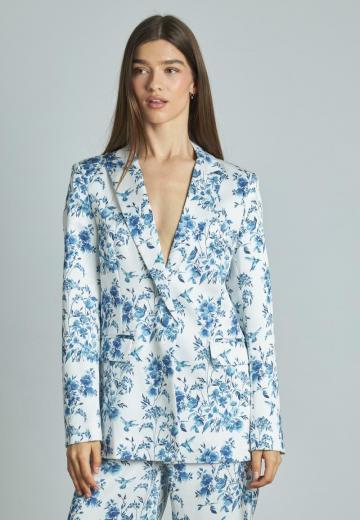 Короткое пальто