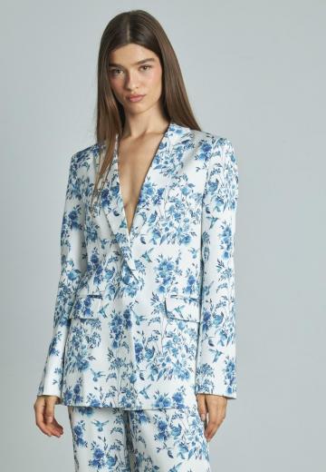 Короткое пальто