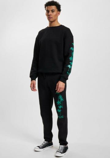 Спортивные штаны