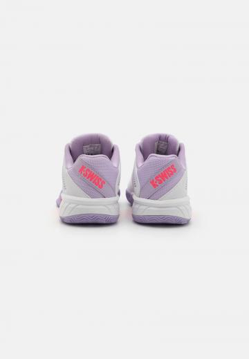 Теннисные кроссовки