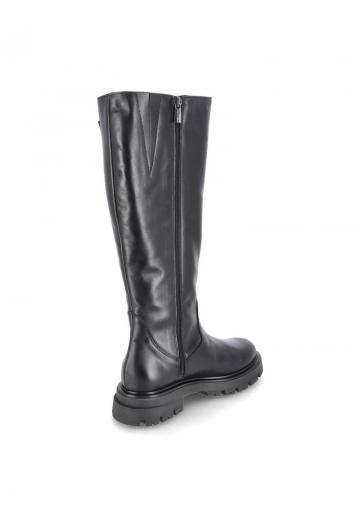 Зимние ботинки