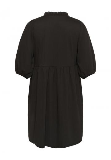 Вязаное платье