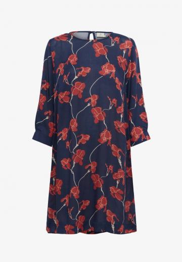 Короткое платье