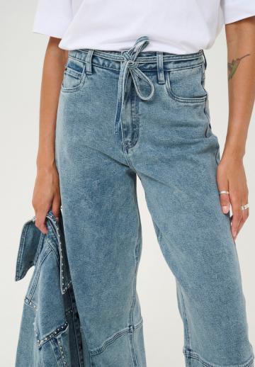 Свободные джинсы