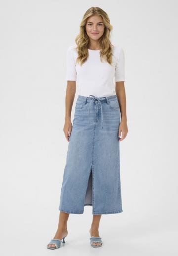 Юбка с накладными карманами