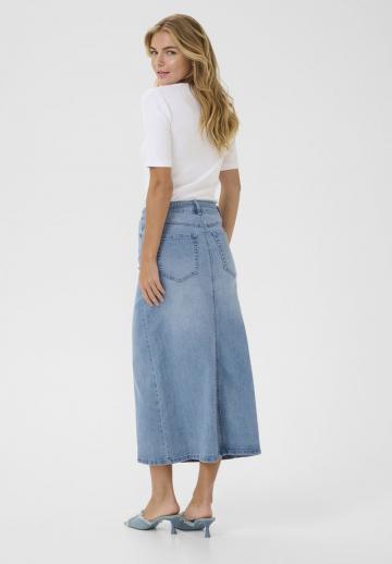 Юбка с накладными карманами