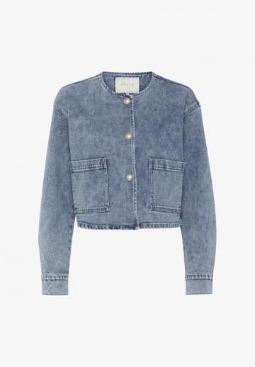 Джинсовая жилетка