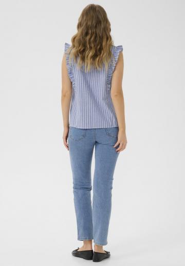 Блузка без рукавов