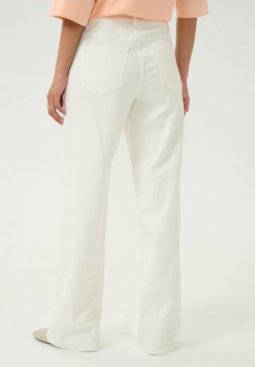 Клешеные джинсы