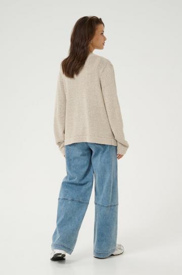 Вязаная кофта