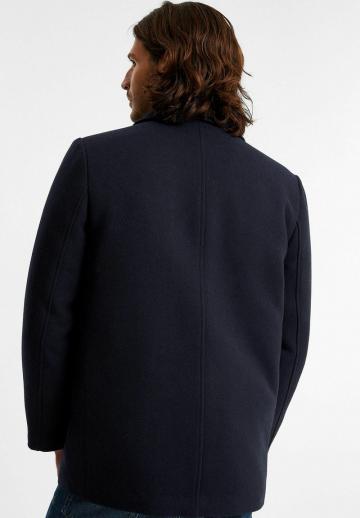 Короткое пальто