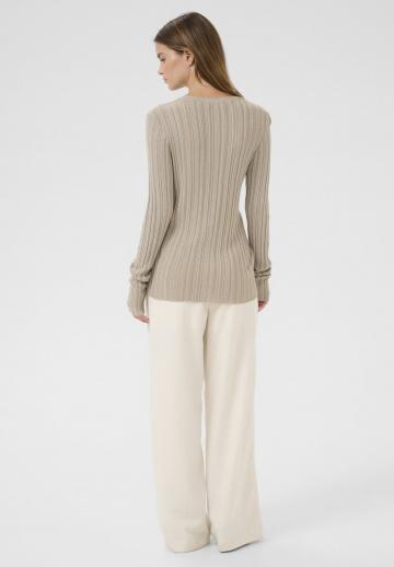 Длинный жилет