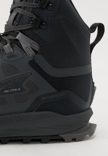 Походная обувь