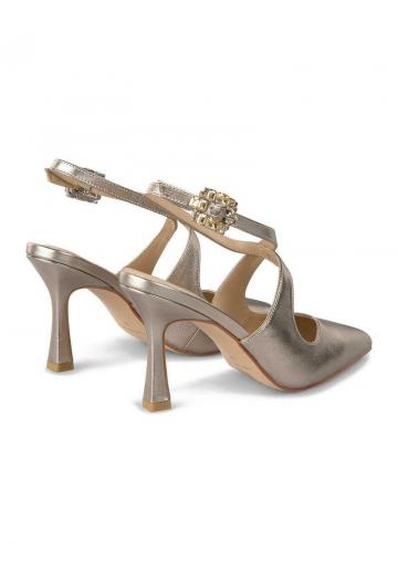 Туфли на высоком каблуке