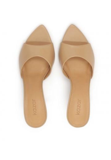 Босоножки на каблуке