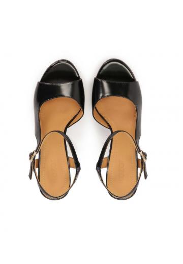 Босоножки на платформе