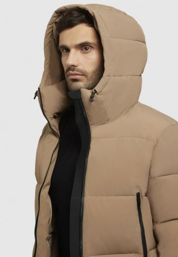 Зимняя куртка