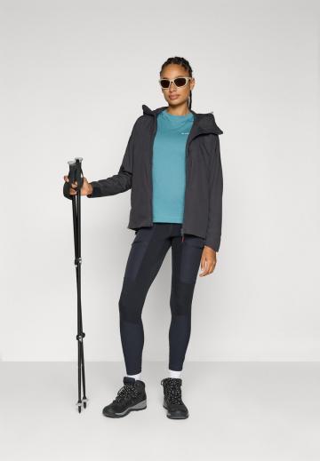 Спортивная куртка