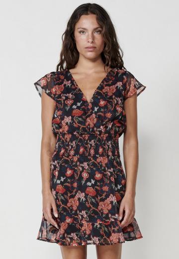 Короткое платье