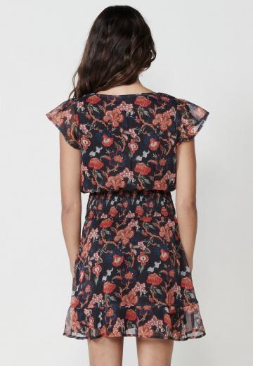 Короткое платье