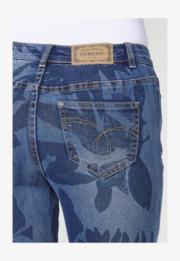 Короткие джинсы