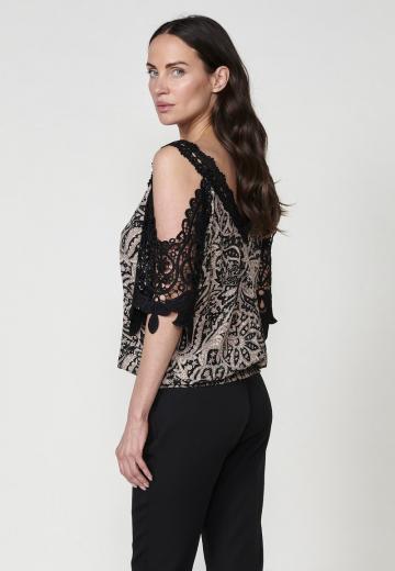 Кружевная блузка