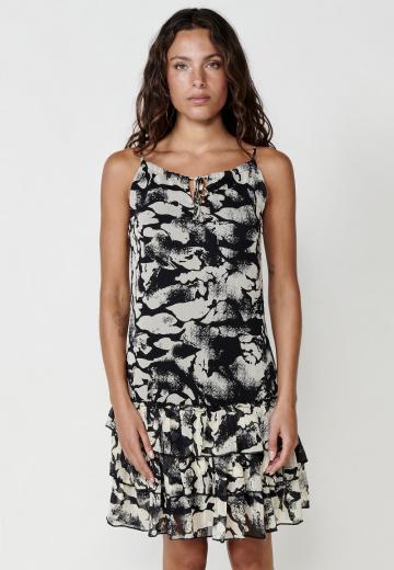 Короткое платье