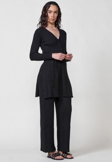 Длинный жилет