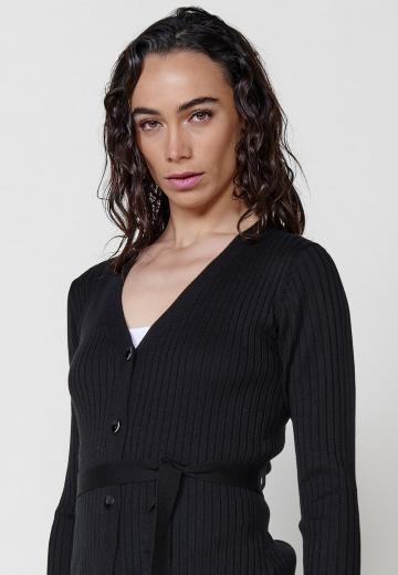 Длинный жилет