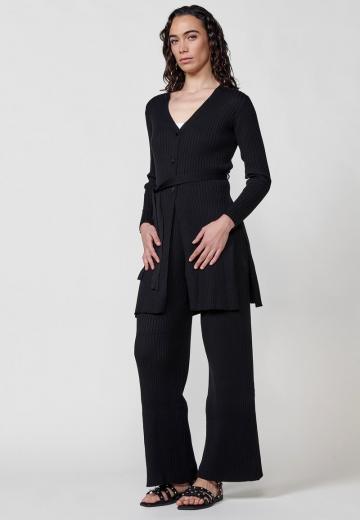 Длинный жилет