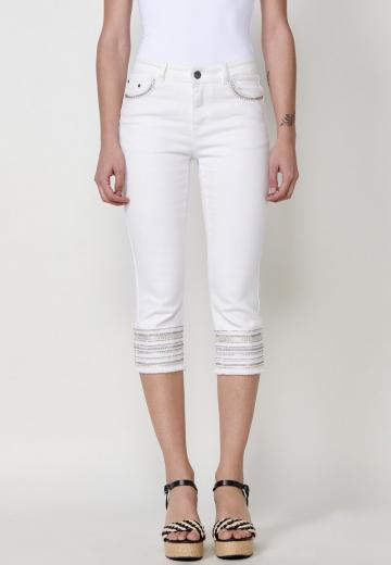 Короткие джинсы