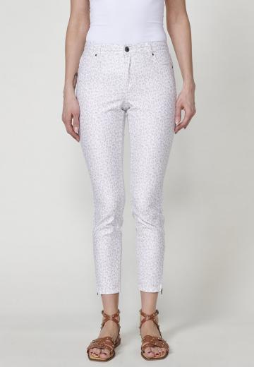 Короткие джинсы