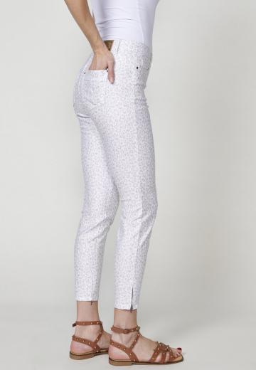 Короткие джинсы