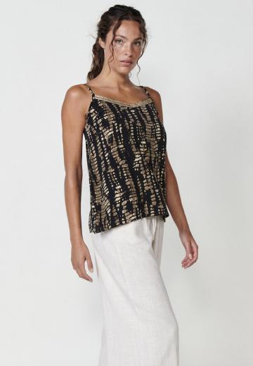 Топ на бретельках