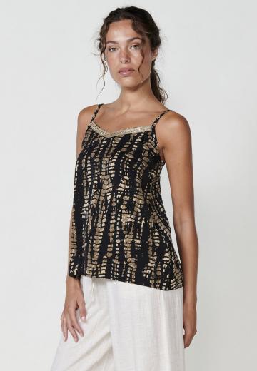 Топ на бретельках