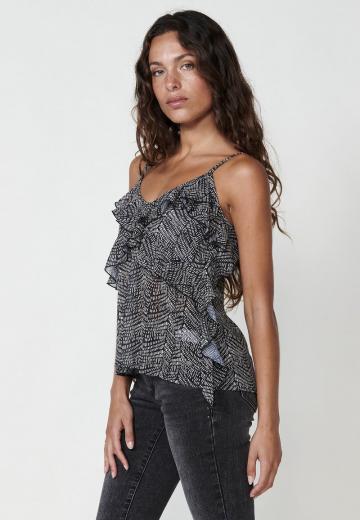 Топ на бретельках