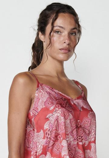 Атласная блузка