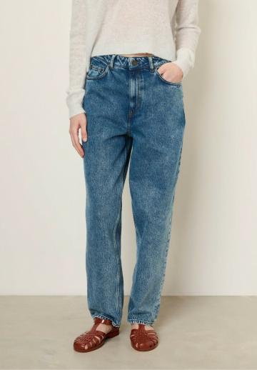 Свободные джинсы