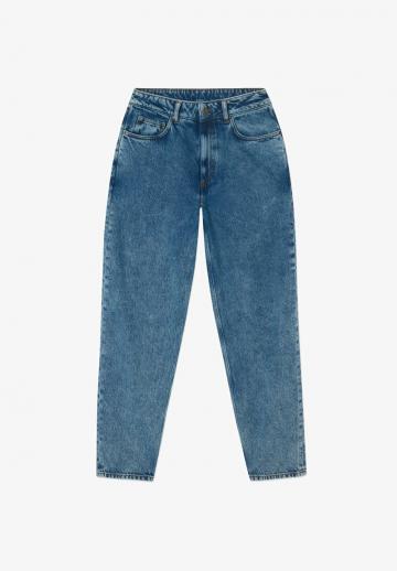 Свободные джинсы