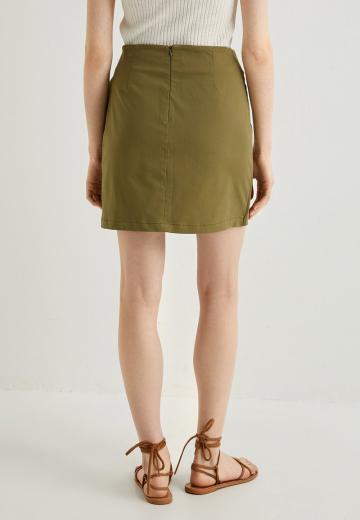 Юбка с накладными карманами