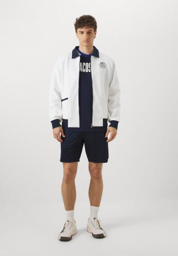 Спортивная куртка