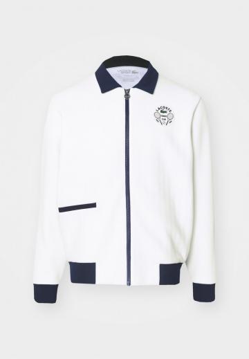 Спортивная куртка